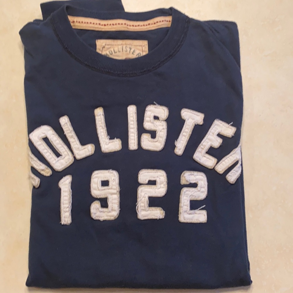 Hollister long sleeve shirt